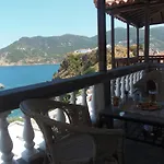 Apartment Milos Skopelos-where The Sea Meets The Sky Skopelos Town