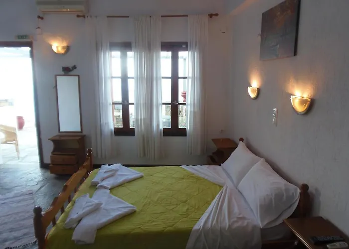 Milos Skopelos-where The Sea Meets The Sky Apartment Skopelos Town